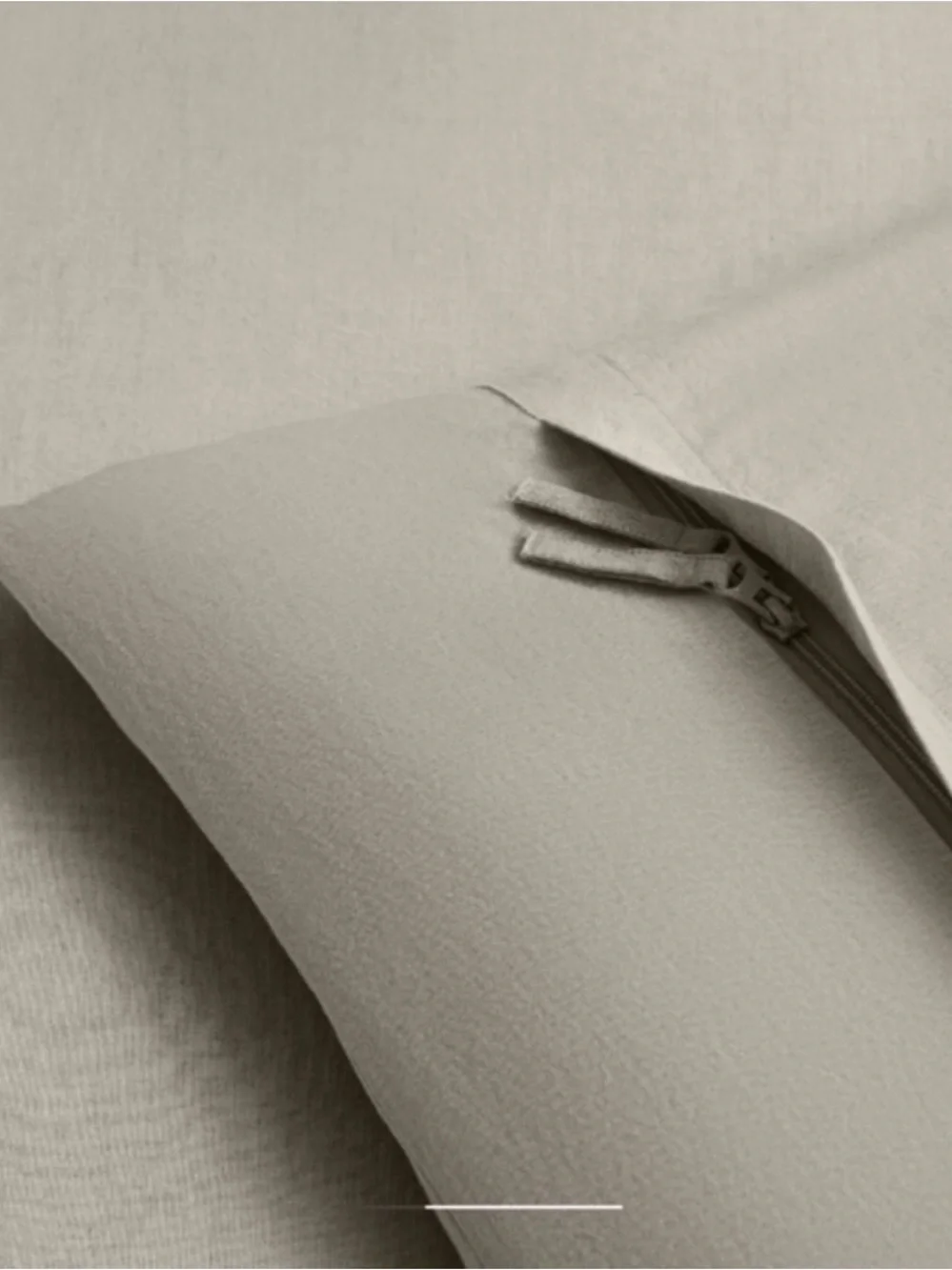Banana Republic Ivory Duvet Cover with Black Embroidered Border